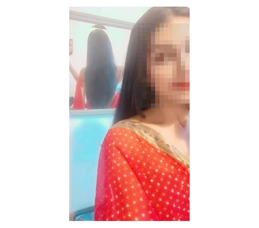 Escorts East London Redbridge - Photos for I AM VELLY, SOUTH INDIAN TAMIL GIRL