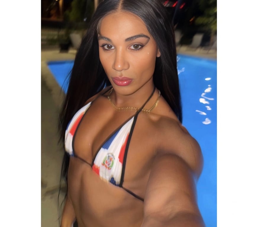 Trans Escorts Bracknell Forest Bracknell - Bracknell Forest - Photos for 🔥 NEW Latina TRANS Discreet Companion 🔥 BIG and BOUNCY