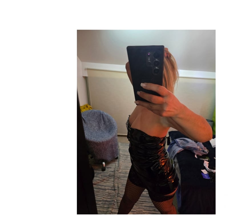 Escorts Bracknell Forest Bracknell - Bracknell Forest - Photos for MASSAGE DOMINATION STRAP-ON