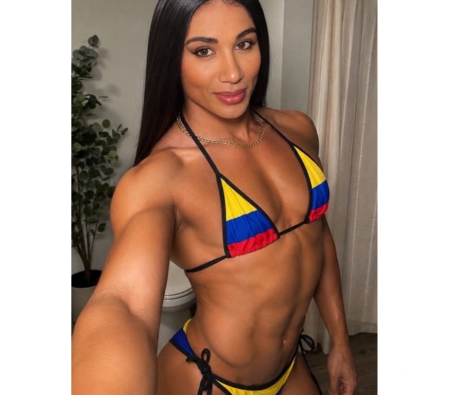 Escorts Bracknell Forest Bracknell - Bracknell Forest - Photos for 🔥 NEW Latina TRANS Discreet Companion 🔥 BIG and BOUNCY