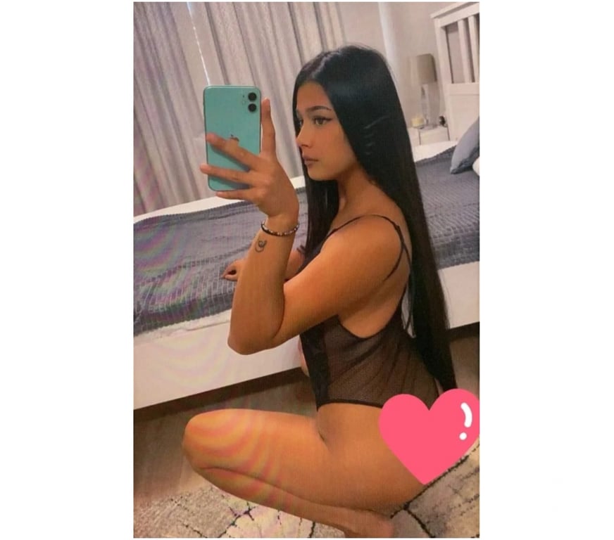 Escorts Glasgow Crosshill - Glasgow - Photos for I m 😘aisha sexy now gril no🥰 rash party gril❤️