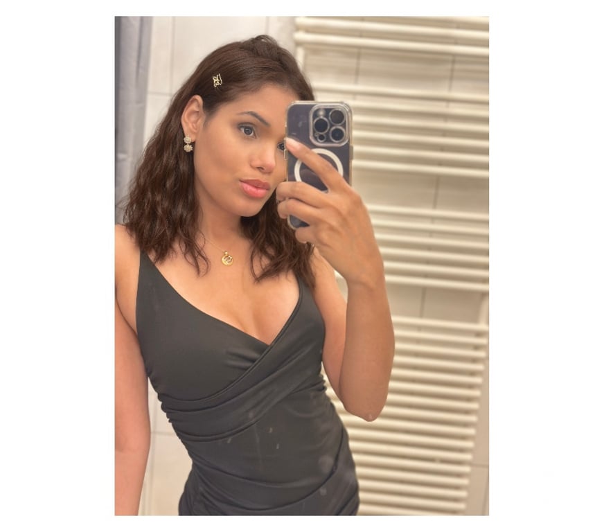 Escorts Somerset Bridgwater - Somerset - Photos for Laura A graceful return to familiar surroundings.