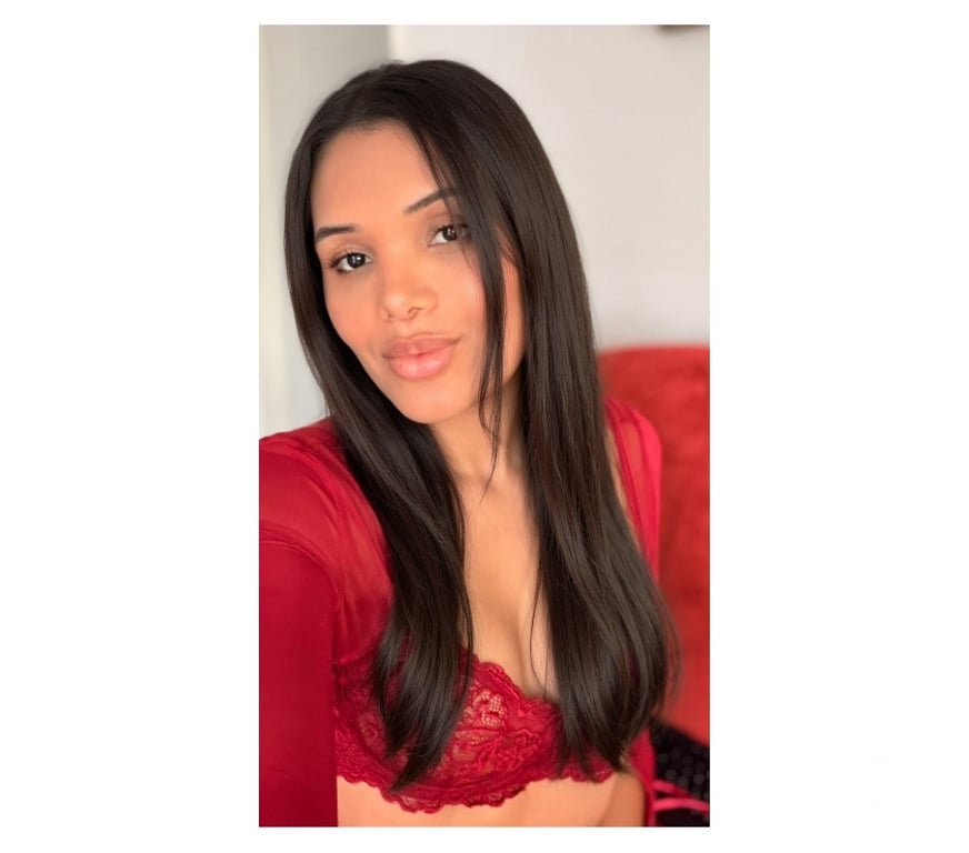 Escorts Somerset Bridgwater - Somerset - Photos for Laura A graceful return to familiar surroundings.