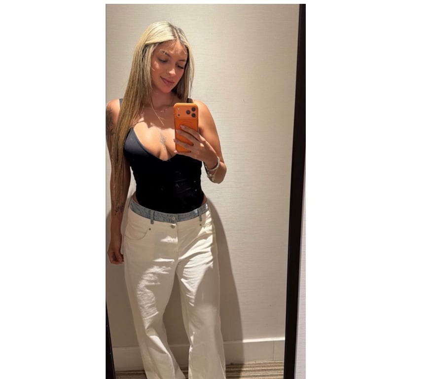 Escorts East Sussex Brighton - Photos for LOLA PARTY GIRL BRAZILIAN 🇧🇷 1 H 90 FOR 2 TIMES