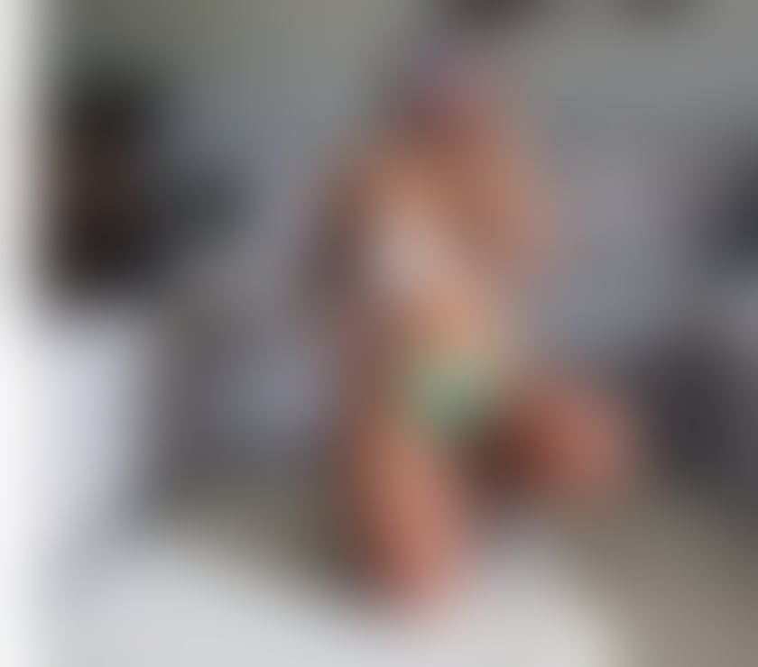 Escorts Essex Thurrock - Essex - Photos for Cris Cuban sexy all services call me now