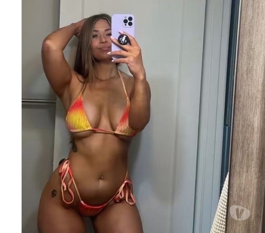Escorts Essex Thurrock - Essex - Photos for Cris Cuban sexy all services call me now