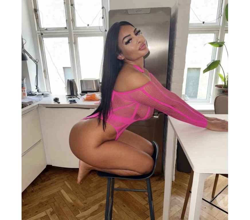 Escorts West Sussex Crawley - Photos for ❤️ EMILY 💥 STUNNING BODY, NAUGHTY PARTY GIRL