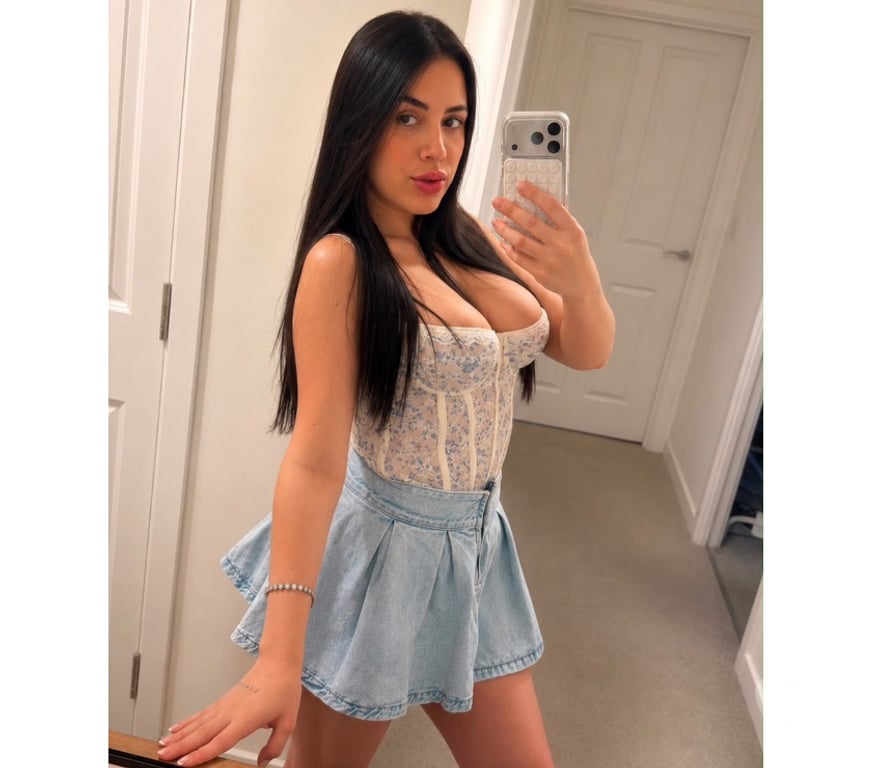 Escorts West Midlands Coventry - Photos for 🇧🇷 Livia NEW BRAZILIAN IN TOWN 💋🥰