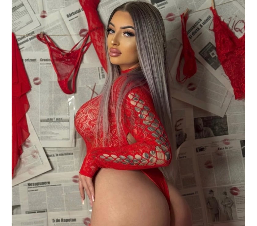 Slough Town Centre - Slough — 🥂✨New party girl outcall only gents❤️😍