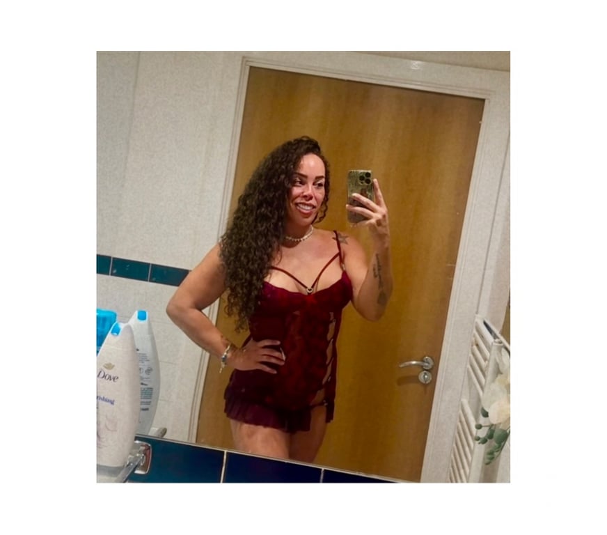 Trans Escorts North West London West Hendon - North West London - Photos for Lary Gama Brazilian