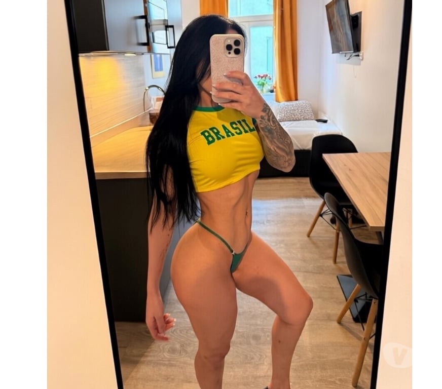 Escorts West Midlands Birmingham - Photos for Brazilian Party Girl Larissa 🇧🇷