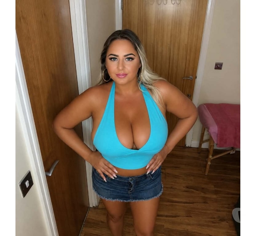 Escorts West Midlands Birmingham - Photos for aREAL BUSTY BLONDE IN CHINA TOWN OWO✅CIM👍
