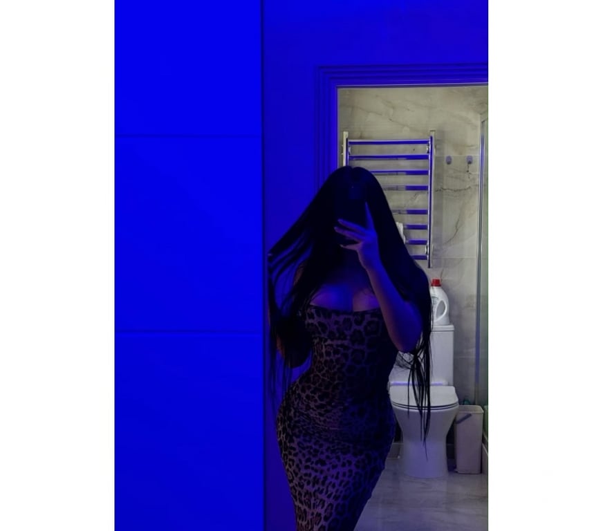 Escorts South East London Crystal Palace - South East London - Photos for Sweet Brunette Ready to Meet You 💕