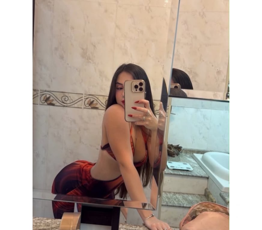 Escorts South East London Crystal Palace - South East London - Photos for Sweet Brunette Ready to Meet You 💕
