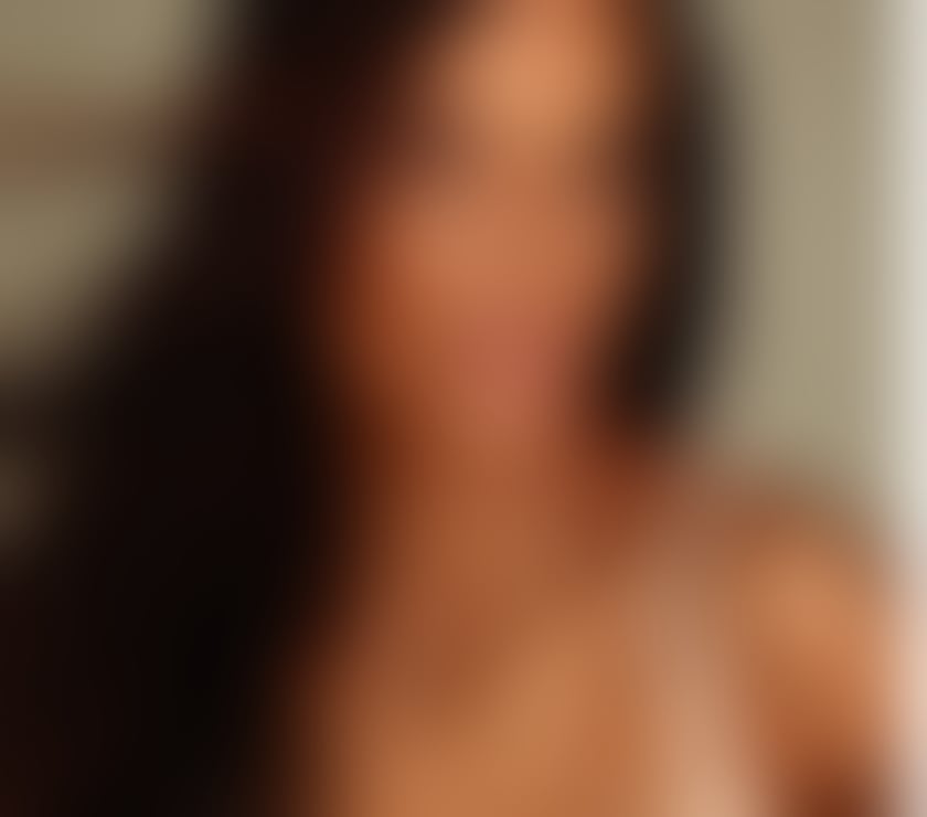 Escorts West Midlands Birmingham - Photos for Agatha Brazil Party 💋✨