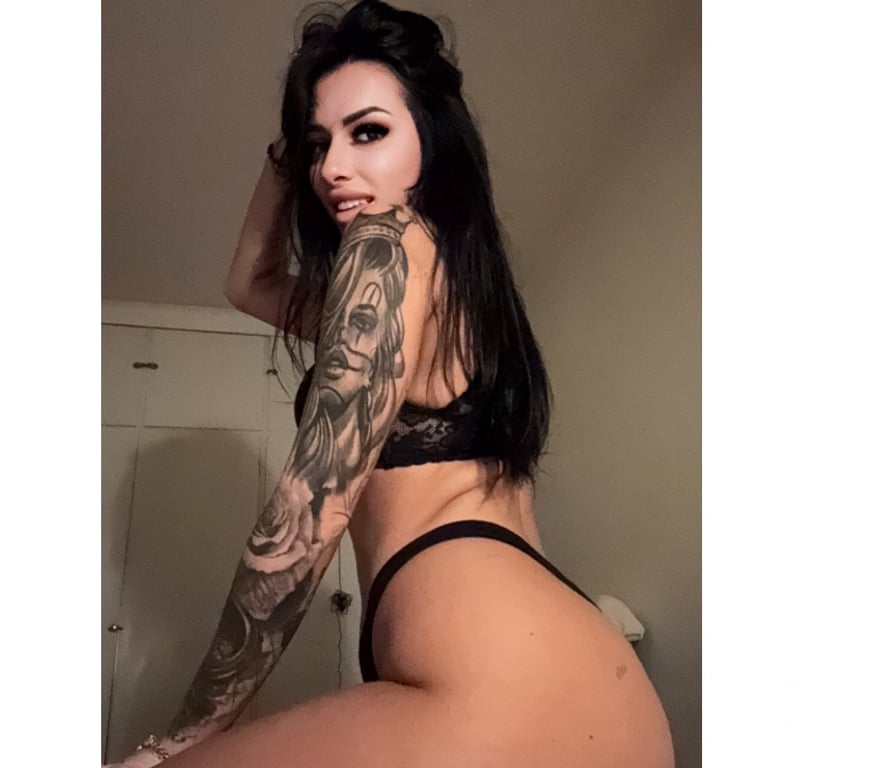 Escorts East London Redbridge - Photos for 🥰🥰hello guys 🥰🥰