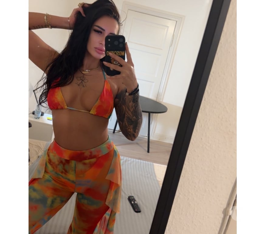 Escorts East London Redbridge - Photos for 🥰🥰hello guys 🥰🥰