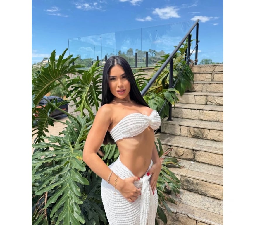 Escorts North West London Willesden Green Station - North West London - Photos for 🔥 SENSUAL, ATTRACTIVE AND CHARMING BRUNETTE 💋