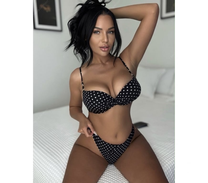 Escorts Merseyside Sefton - Photos for NEW SELENA CONFIRM VIDEO 🎉❤️‍🔥 PARTY GIRL