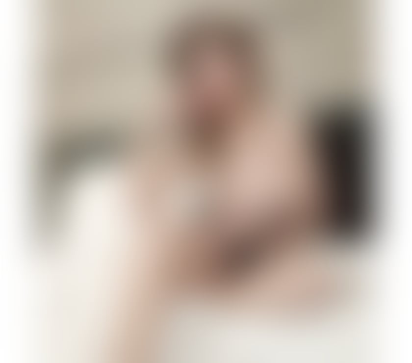 Escorts Warwickshire Nuneaton and Bedworth - Photos for Molly Thai massage ready in your town real photo100%