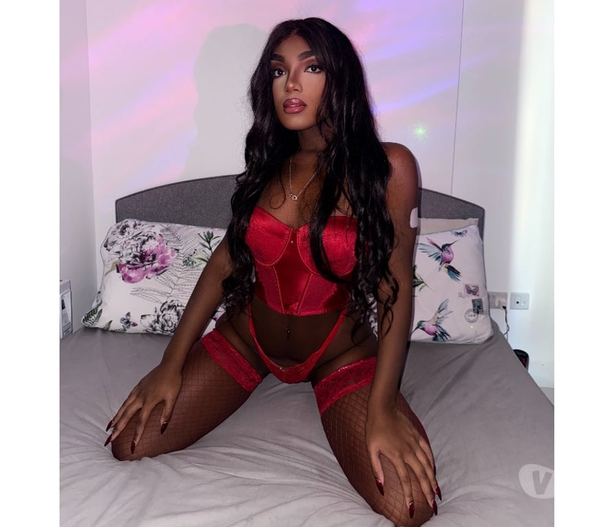 Trans Escorts Bedfordshire Luton - Photos for Samira BBC brazil