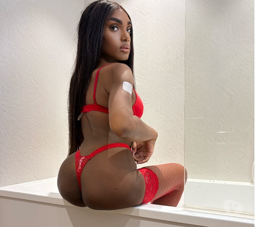 Trans Escorts Bedfordshire Luton - Photos for Samira BBC brazil