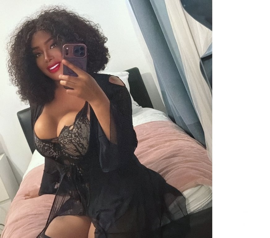 Escorts Warrington Warrington Town Centre - Warrington - Photos for Sophie black ebony ,girl party 🎉