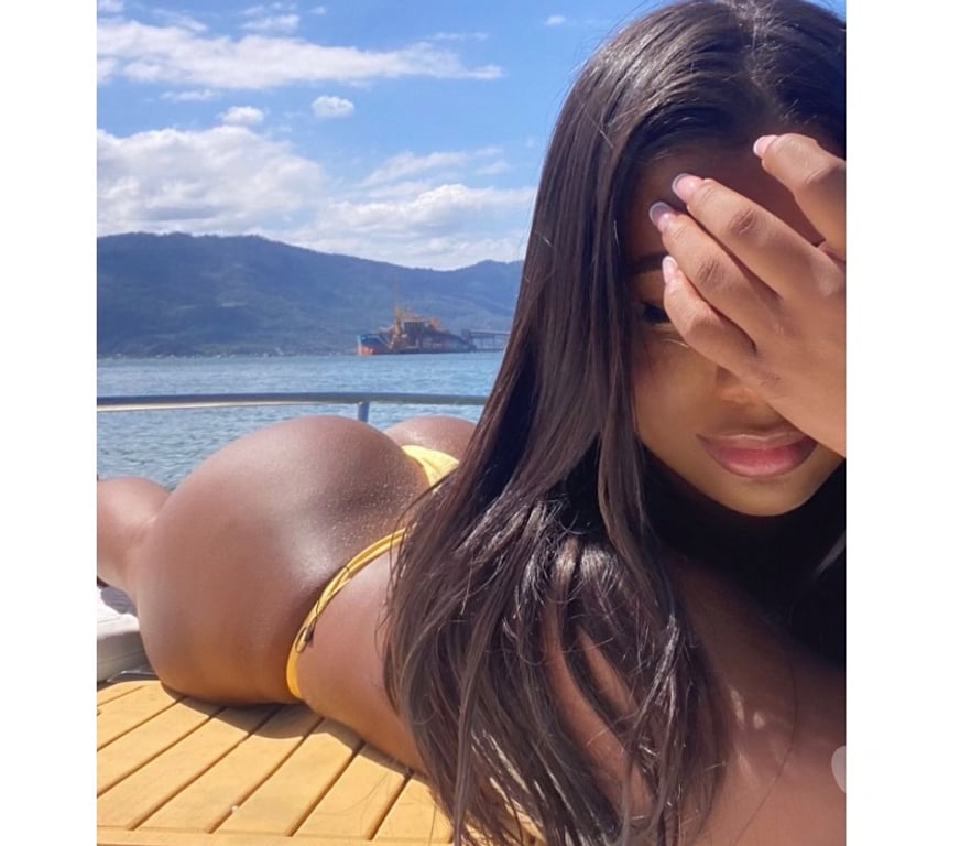 Escorts Cambridgeshire Cambridge - Photos for Hot Brazilian🔥 brunette at a festa🎉