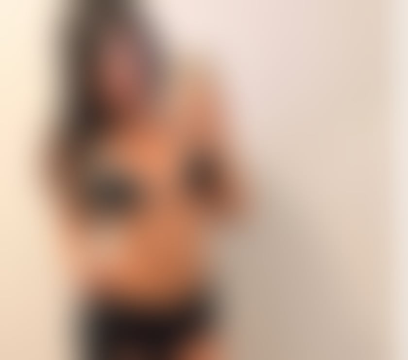Escorts and Massages Cardiff City Centre Cardiff - Photos for NICOLE 🥳💕 HOT 🔥 Brazillian Girl 😈 100%.PARTY🎉