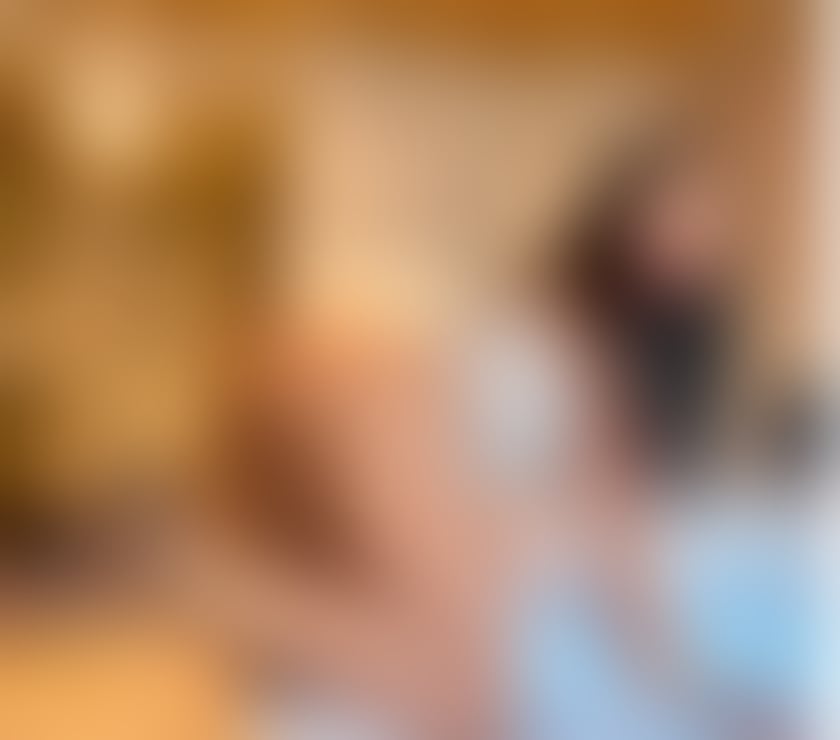 Escorts East London Canary Wharf - East London - Photos for Elegant Latina Companion — East London 💕