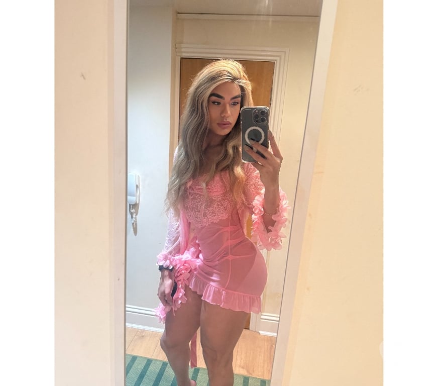 Trans Escorts Cardiff Cardiff City Centre - Cardiff - Photos for MIA HOT ALWAYS HORNY 😈 LONG SESSION xx