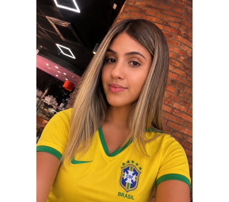 Escorts West London White City - West London - Photos for CAMILA YOUR BABY 🥰 SWEET GIRL