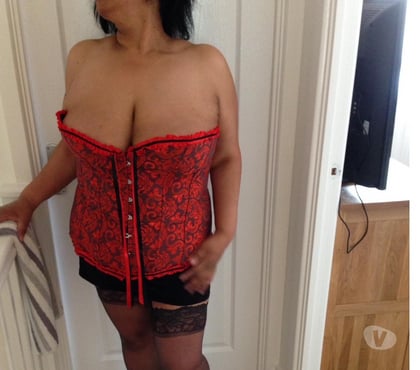 Escorts Mold Flintshire - Wales - Photos for Mature caribbean lady on tour in mold
