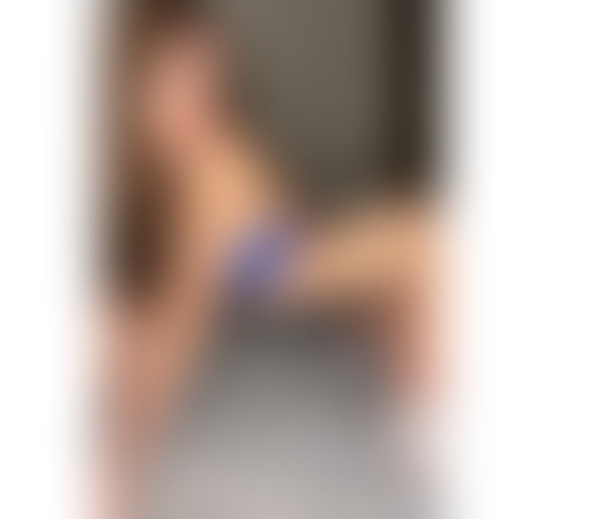 Escorts Hampshire Rushmoor - Photos for 🇨🇴 PETITE COLOMBIAN BEAUTY — SWEET & PLAYFUL 💕