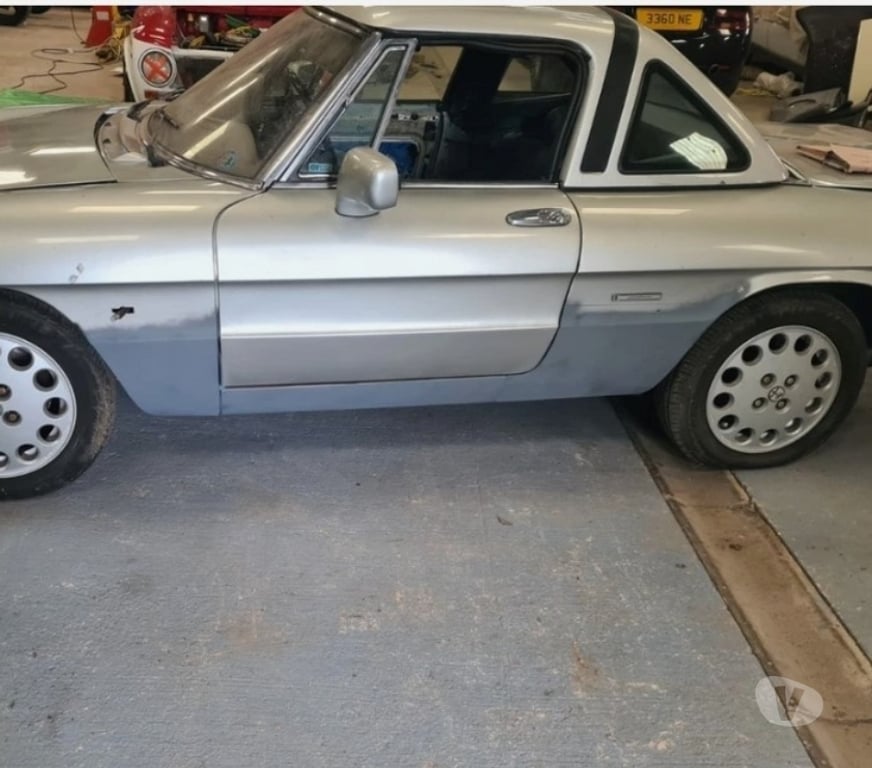 used cars for sale South Yorkshire Sheffield - Photos for GREAT CLASSIC ALFA ROMEO, MONEY MAKING OPPORTUNITY !
