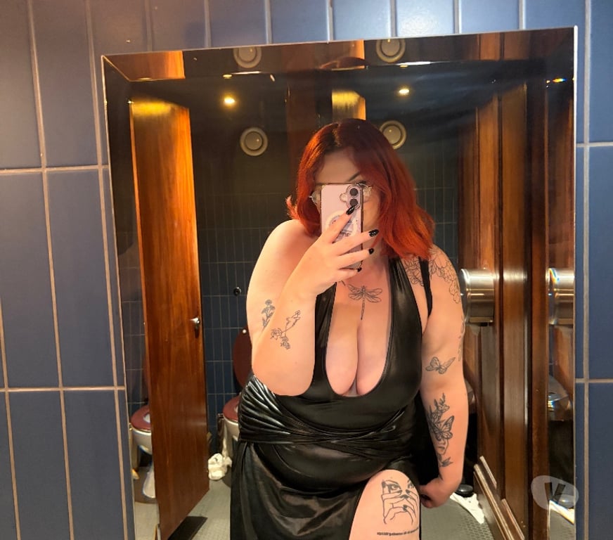 Escorts Hertfordshire Hertsmere - Photos for 🖤 Curvy British redhead ready to rock your world 🖤