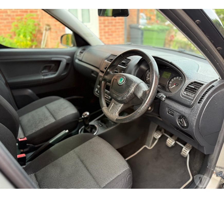 used cars for sale Norfolk North Norfolk - Photos for 2012 SKODA ROOMSTER 1.6TDI CR Scout Diesel