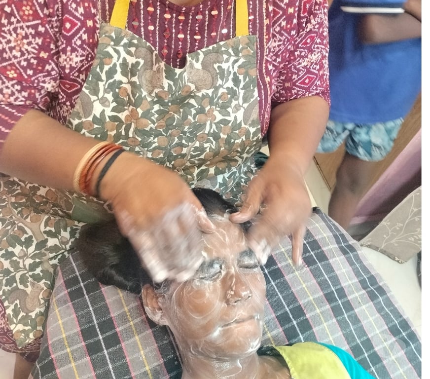Health-Beauty East London East India - East London - Photos for ishikaa ladies womens beauty parlour salon Ramapuram