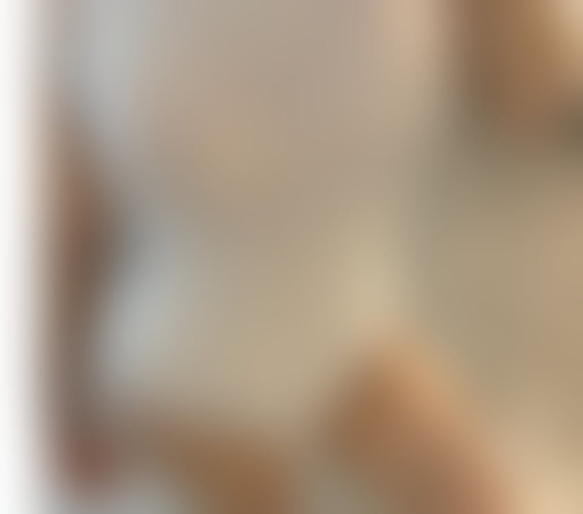 Adult Entertainment London Bridge Station Central London - Photos for Faceless blonde craving your attention
