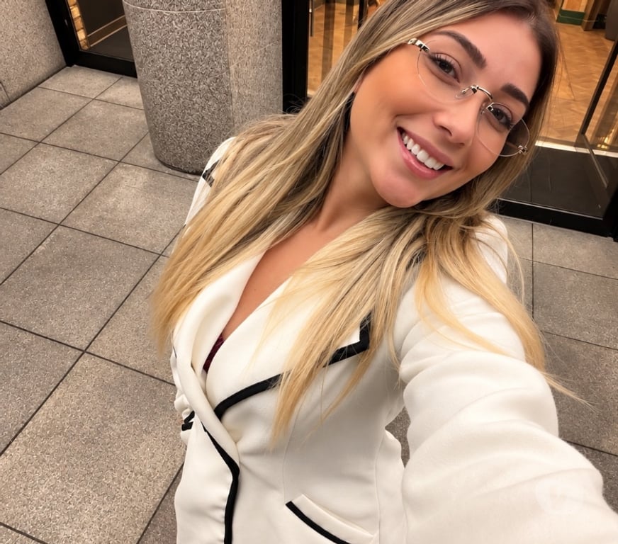 Escorts Central London Goodge Street Station - Central London - Photos for Elegant & Friendly in Central London