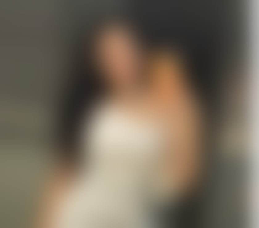 Adult Entertainment East London London City Airport - DLR Station - East London - Photos for Emma , new latina girl only whastapp +44 7575 864889