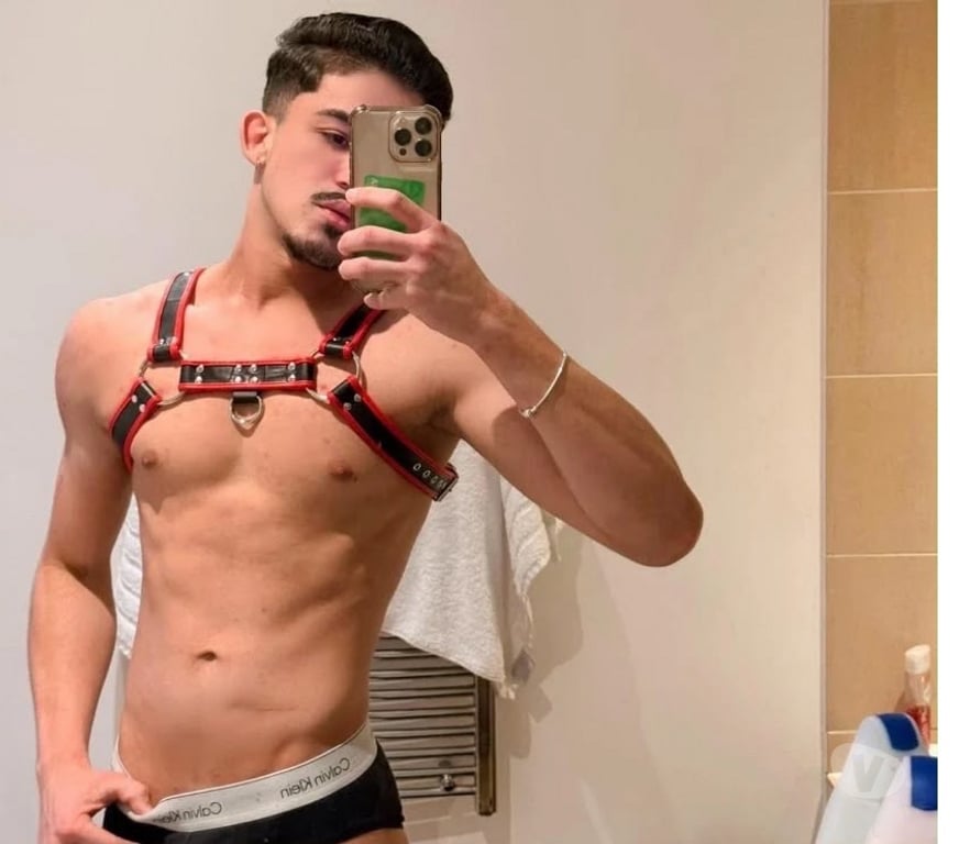  Gay massage East Sussex Eastbourne - Photos for Hot Brazilian boy