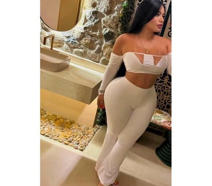Escorts Luton Town Centre Luton - Photos for VICKY💖💦FIRST TIME IN TOWN 🥛PARTY GIRL🥃🥳