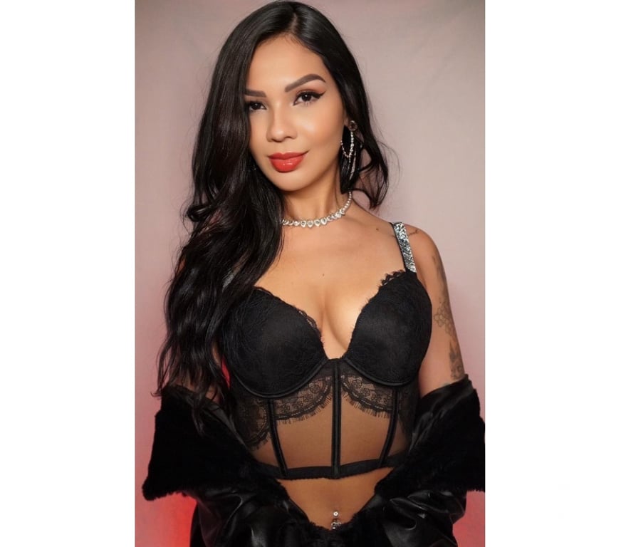 Escorts East London Upton Park - East London - Photos for 💋HOT, SEXY BRUNETTE AND HARD TO FORGET ❤️🔥