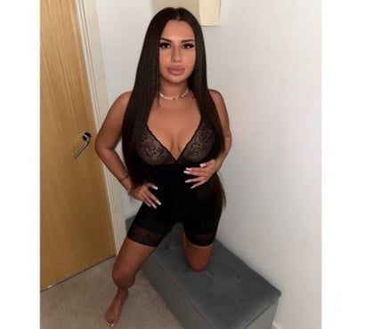  Escorts & Erotic Massage Bradford City Centre Bradford - Photos for New Visha 🤗 BEST OWO 😛🤤PARTY GIRL 🥳🥳