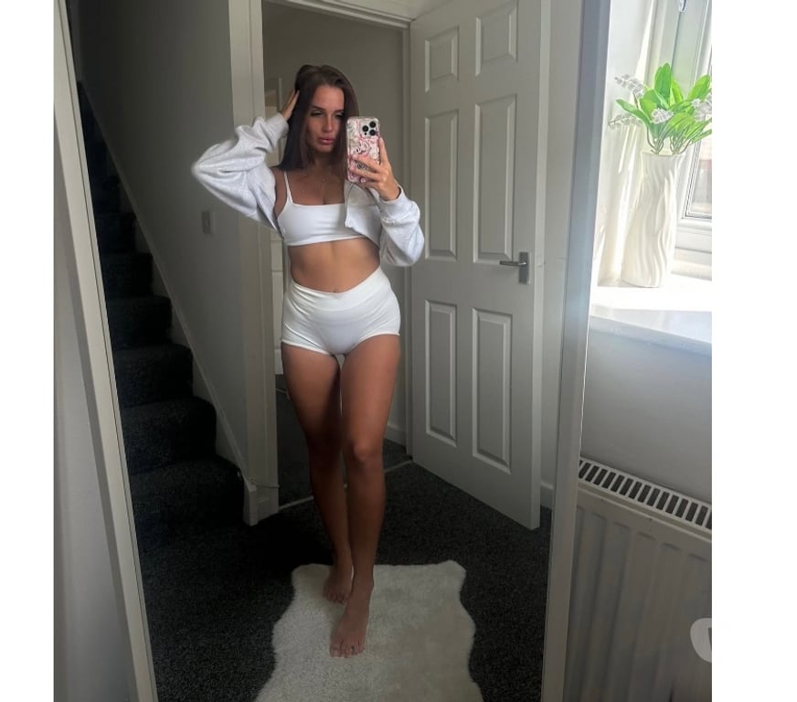 Escorts Oxfordshire Oxford - Photos for Clara new here for outcalls only xx