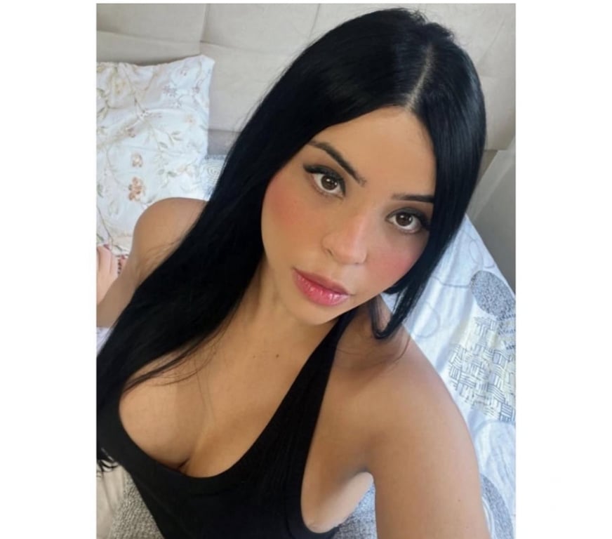 Escorts Worcestershire Worcester - Photos for Hot Brazilian Júlia 🔥❤️‍🔥🥂🇧🇷