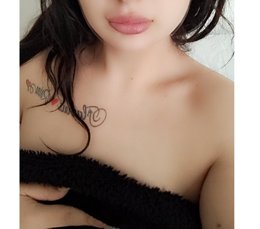 Leigh - Wigan — Hi ,h ot brunette Julia Only Outcall