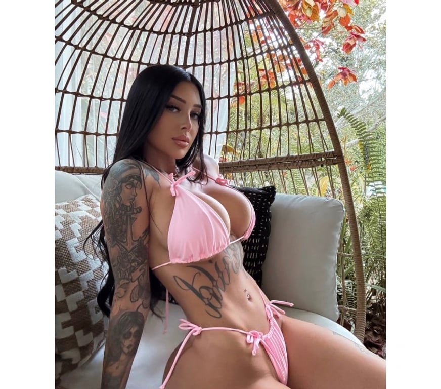 Escorts Hertfordshire Watford - Photos for 💯 REAL PIC 🔥 ATTRACTIVE GIRL FOR COMPANY 💋
