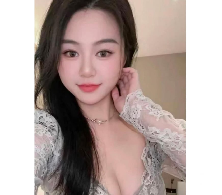 Escorts Dundee Broughty Ferry - Dundee - Photos for NEW Korean Girl LA-RA Kissing Full Body to Body Massage